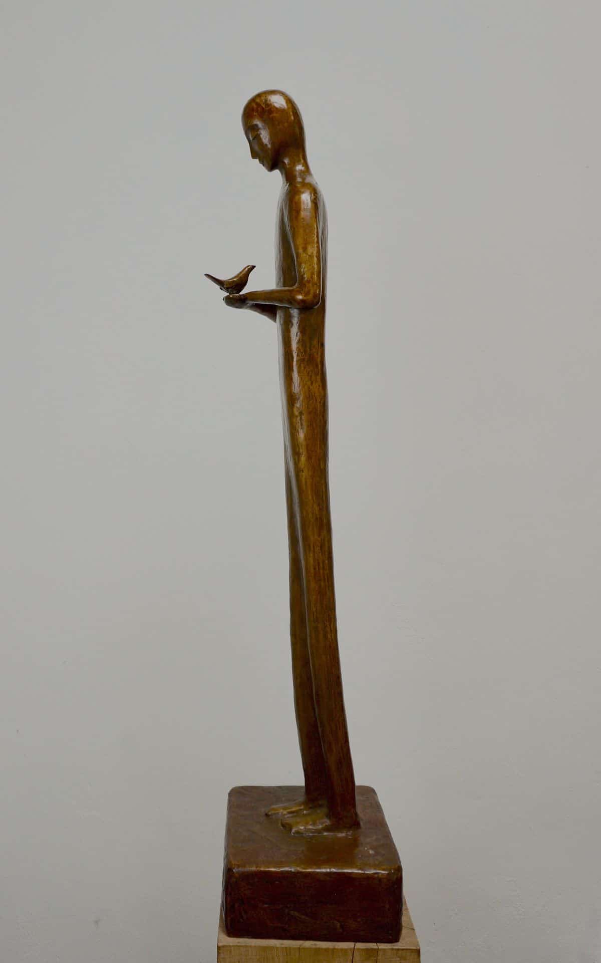 A sculpture by UK contemporary sculptor, Jeremy Moulsdale.