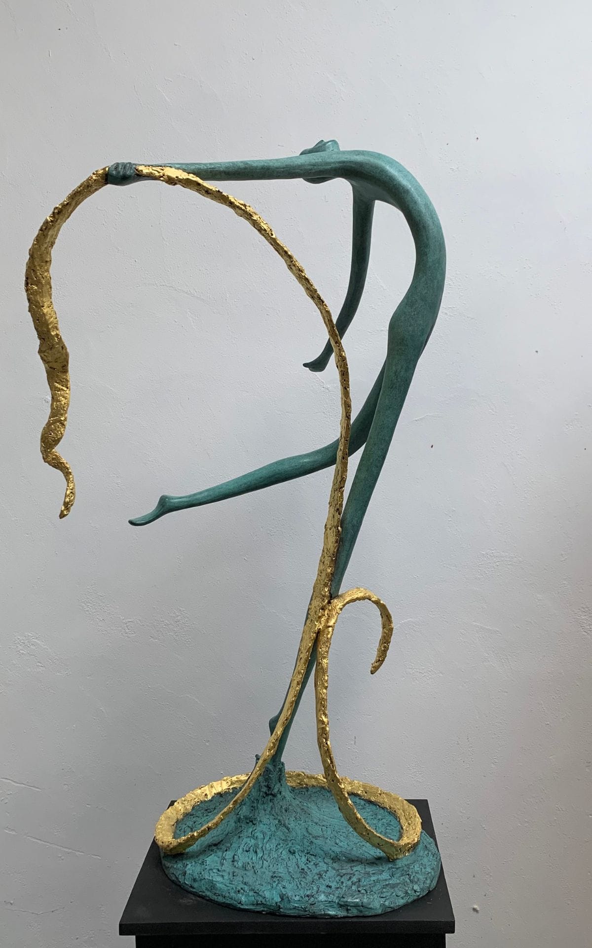 A sculpture by UK contemporary sculptor, Jeremy Moulsdale.