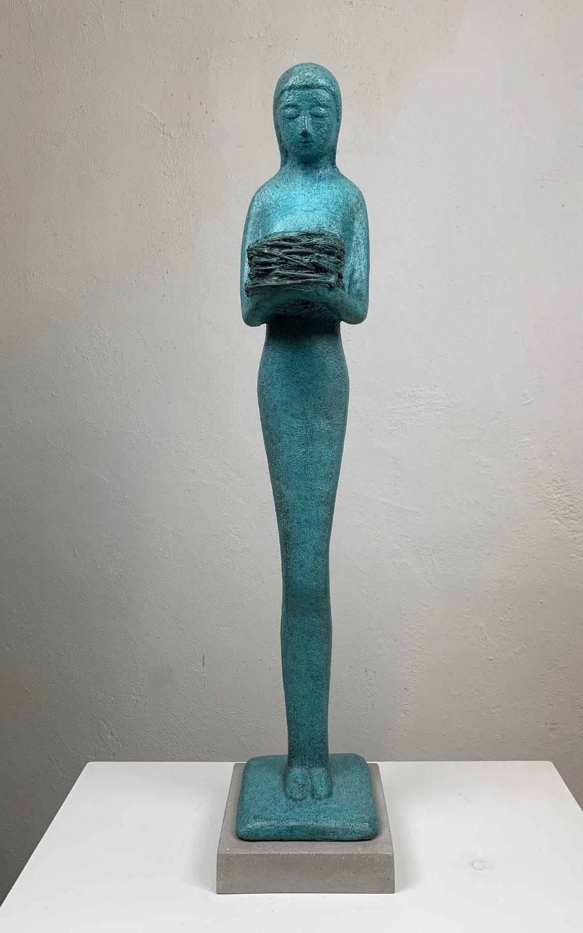 A sculpture by UK contemporary sculptor, Jeremy Moulsdale.